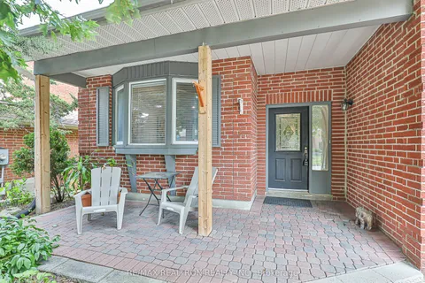 274 Yorkshire Drive, ON L3Y 6J7