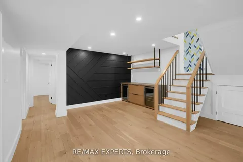 253 Spencer Avenue, ON L0L 2N0