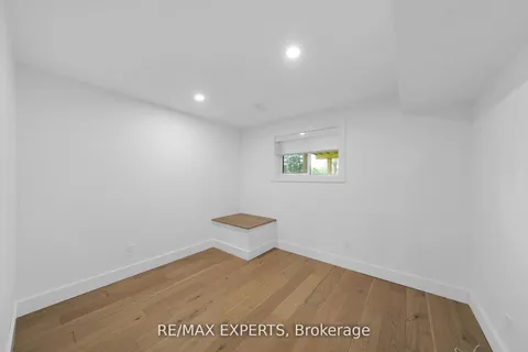 253 Spencer Avenue, ON L0L 2N0