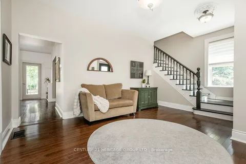 157 Centre Street, ON L0G 1A0