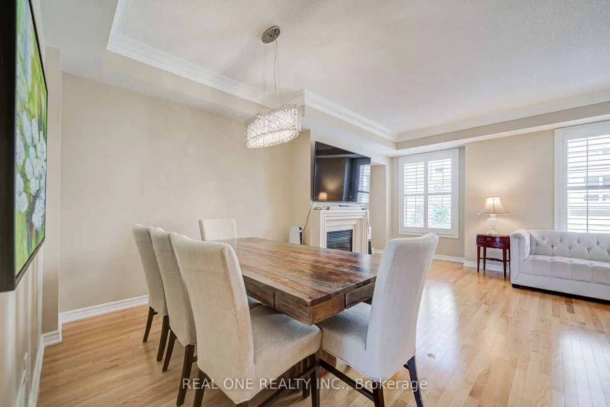 9 Ruskov Lane, ON L6C 0P1