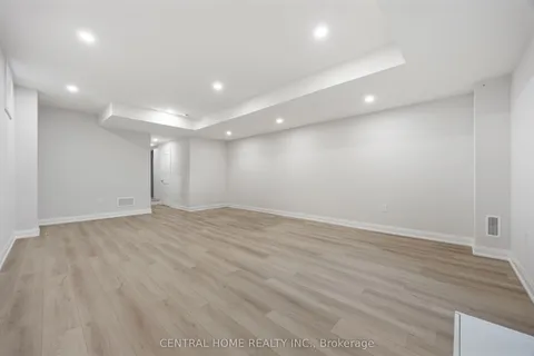 2950 Elgin Mills Road, ON L6C 1K9