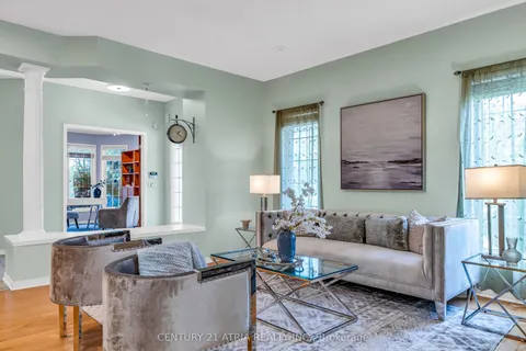 149 Russell Jarvis Drive, ON L3S 4L1