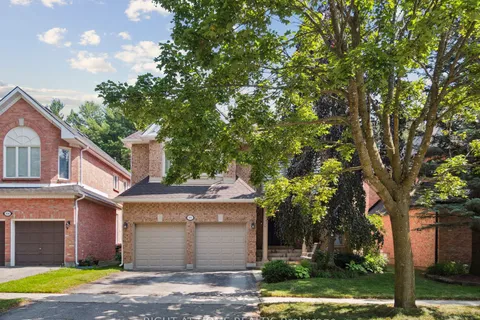 100 Carlyle Crescent, ON L4G 6P7