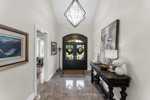 15 Country Club Crescent, ON L9P 0B8