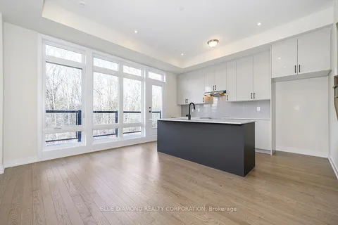 134 Credit Lane, ON L4E 1G9