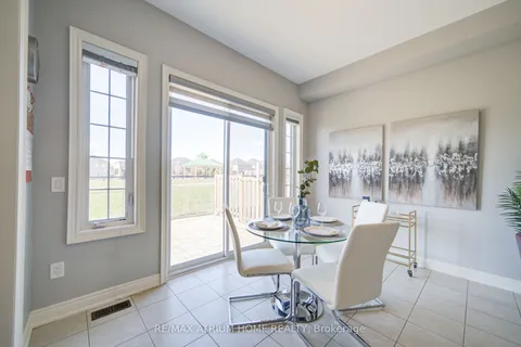 127 Maple Ridge Crescent, ON L6E 1T9