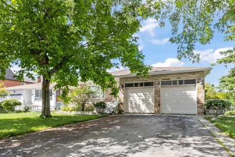 38 Spruce Avenue, ON L4C 6W1