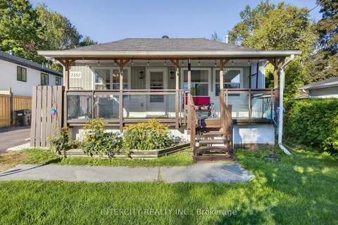 2152 25 Side Road, ON L9S 2C4