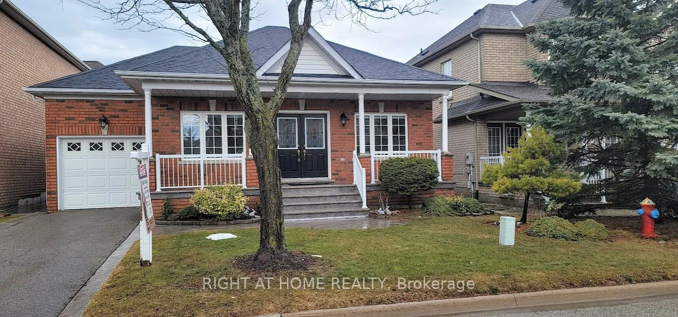 61 Palisade Crescent, ON L4S 2H9