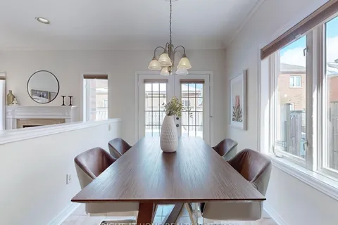 61 Palisade Crescent, ON L4S 2H9