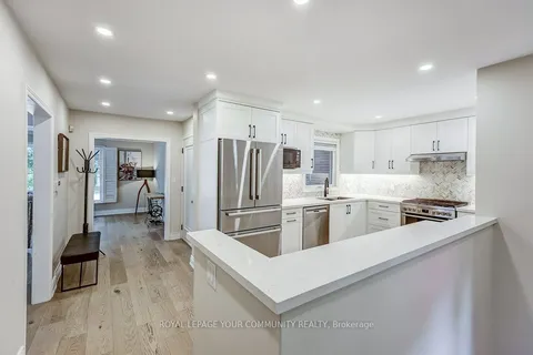 41 Brightbay Crescent, ON L3T 1C2