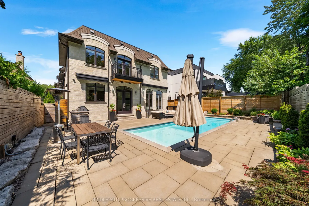 25 Portree Crescent, ON L3T 3G1