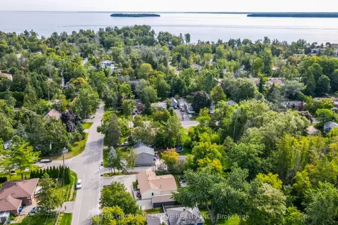 761 William Street, ON L9S 2G3