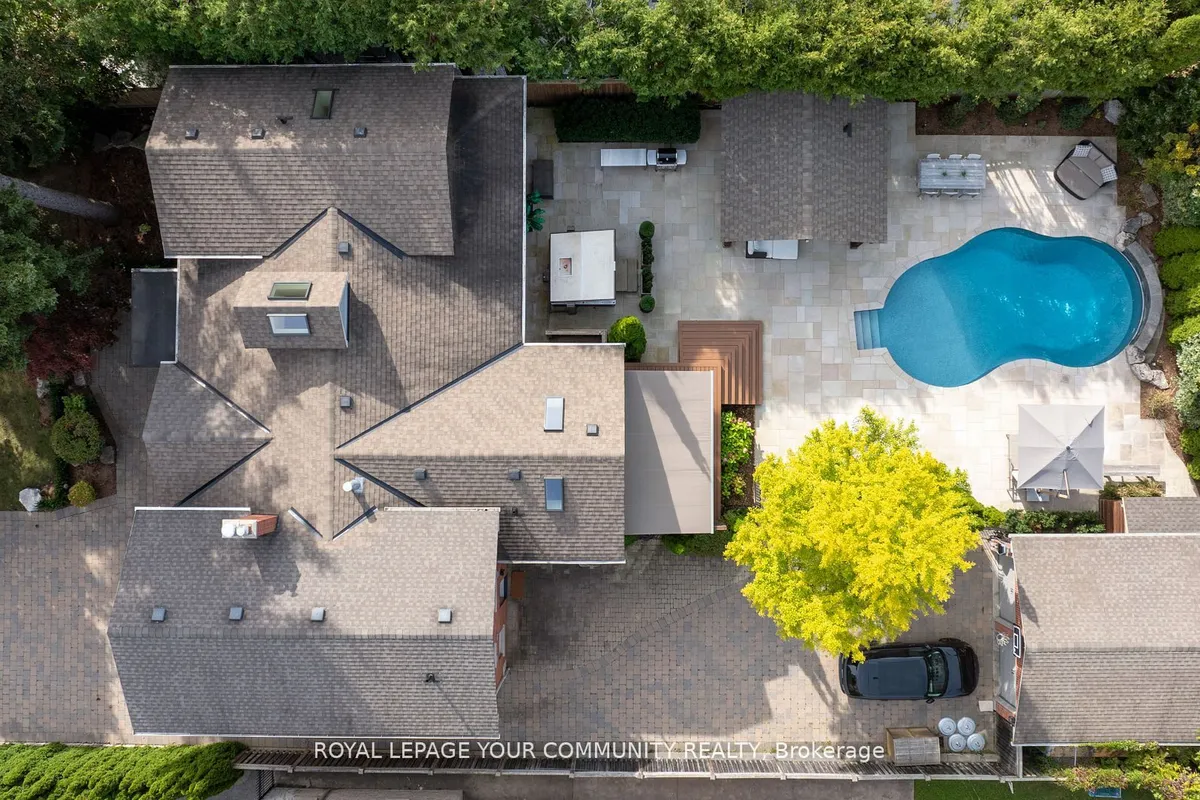 48 May Avenue, ON L4C 3S6