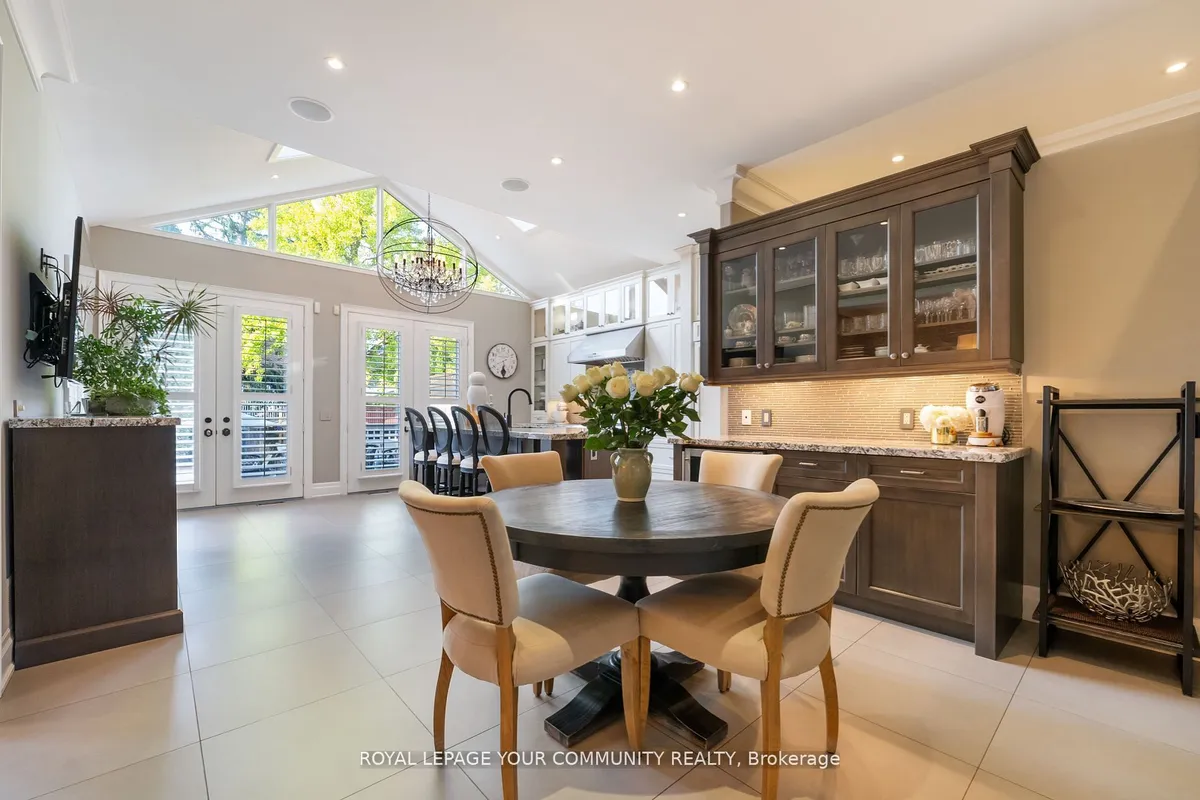 48 May Avenue, ON L4C 3S6