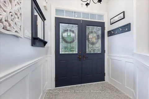 206 Birkshire Drive, ON L4G 7R8