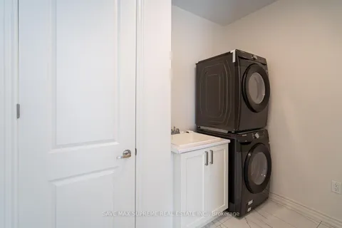 5 Bayberry Drive, ON L0G 1W0