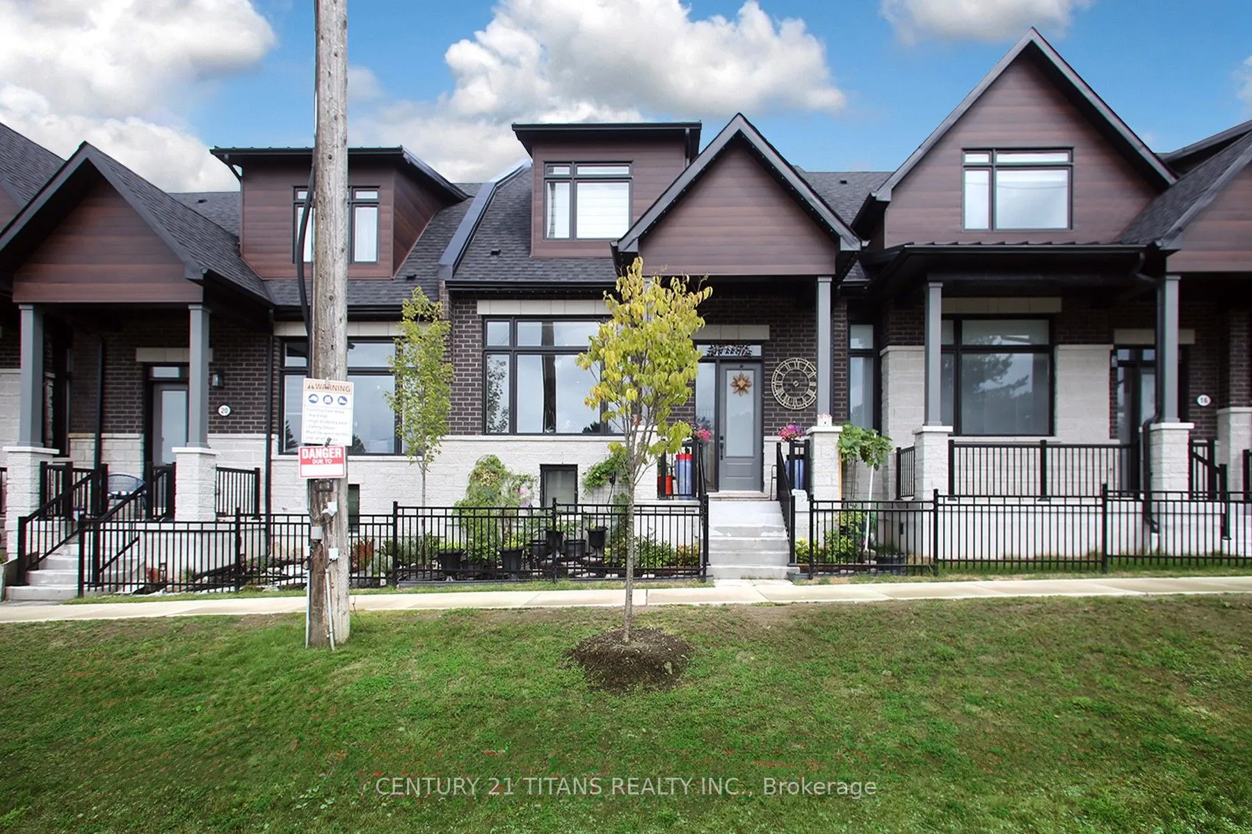 18 Vern Robertson Gate, ON L9P 0R9