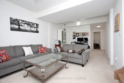 18 Vern Robertson Gate, ON L9P 0R9