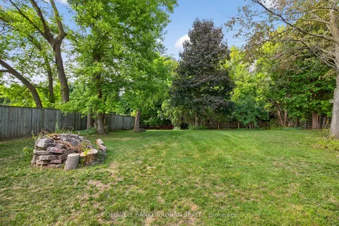 1516 17th Side Road, ON L0G 1T0