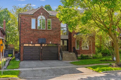 136 Markwood Lane, ON L4J 7K6