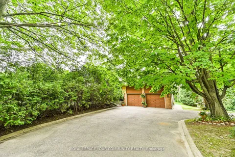 247 Harris Avenue, ON L4E 3M3