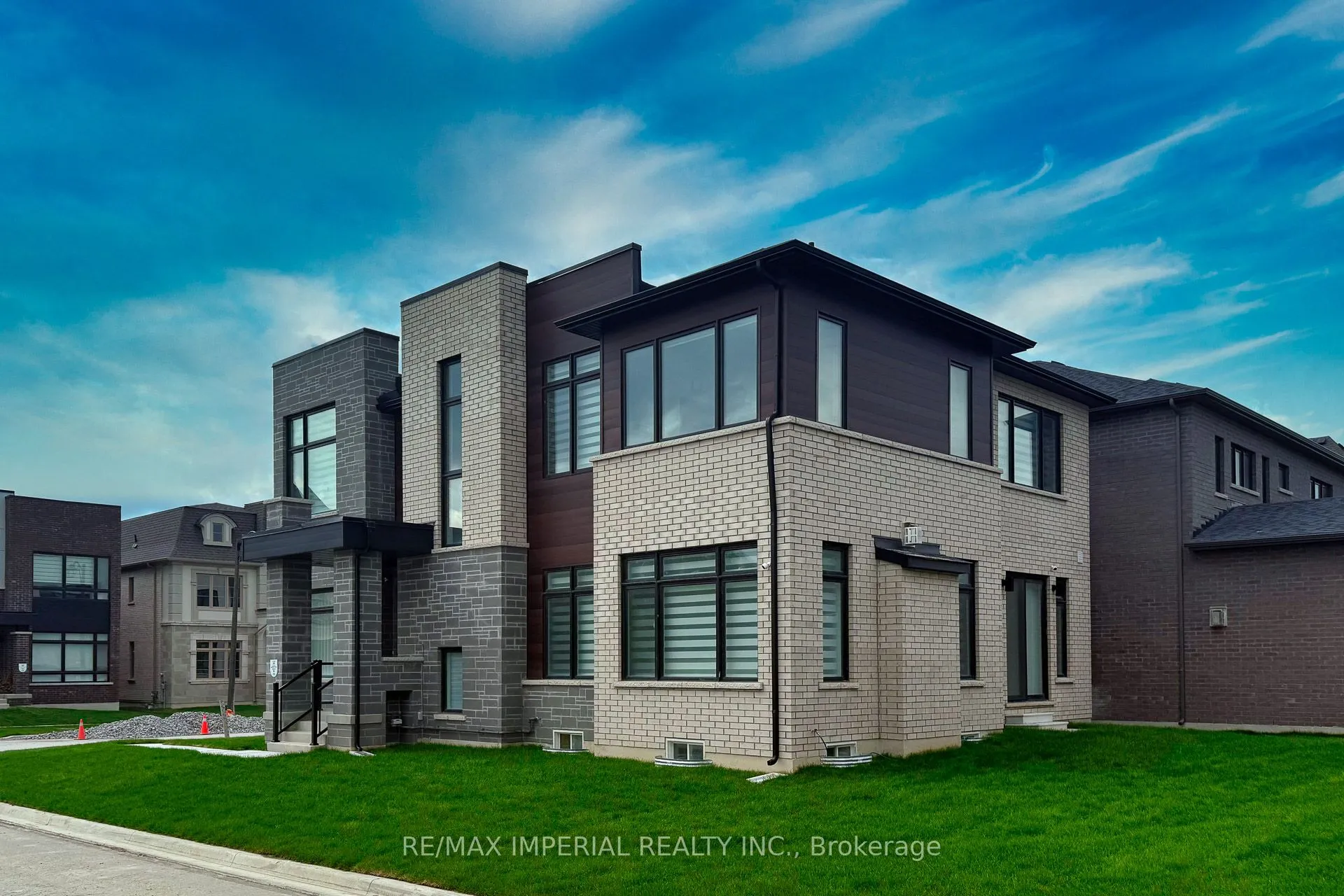 20 Harold Humphrey Street, ON L6C 3N2