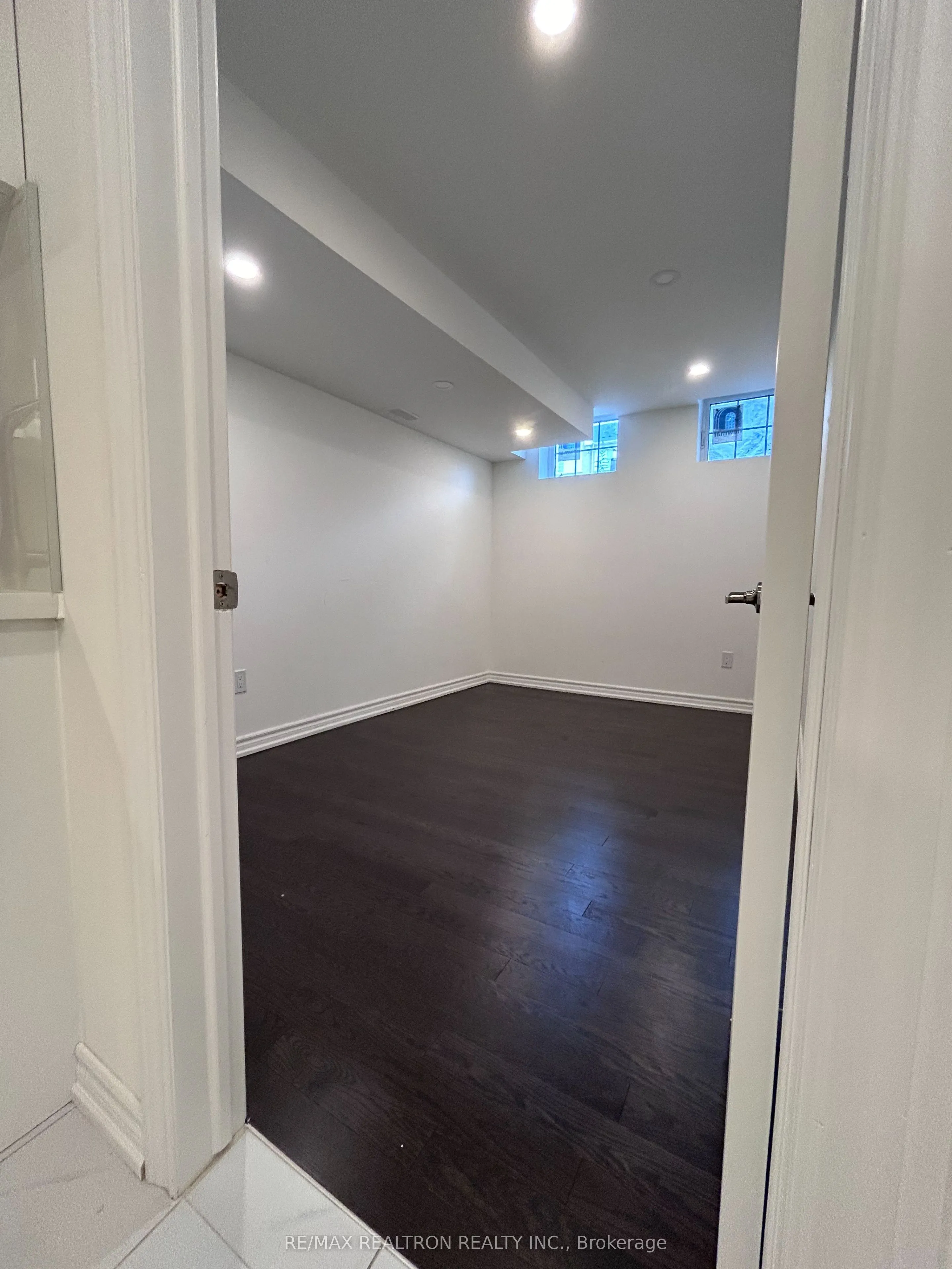 Att/Row/Townhouse interior view at 8 Finley Way Markham