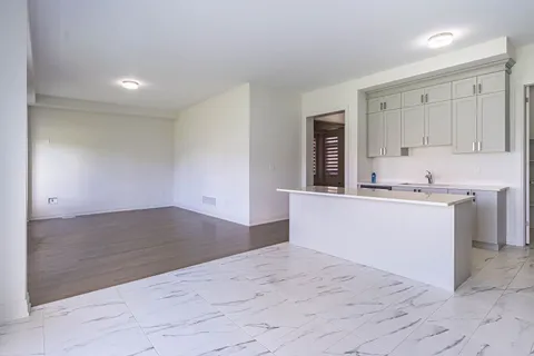 26 Hummingbird Grove, ON L0G 1W0