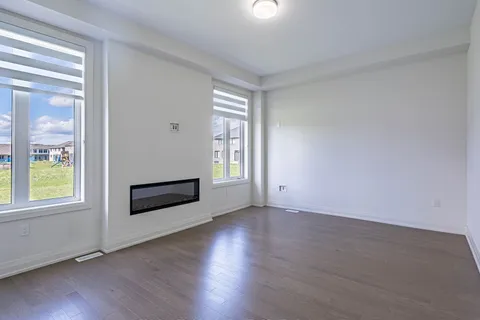 26 Hummingbird Grove, ON L0G 1W0