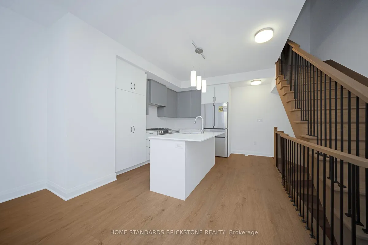 22 Chesley Street, ON L4J 0M1