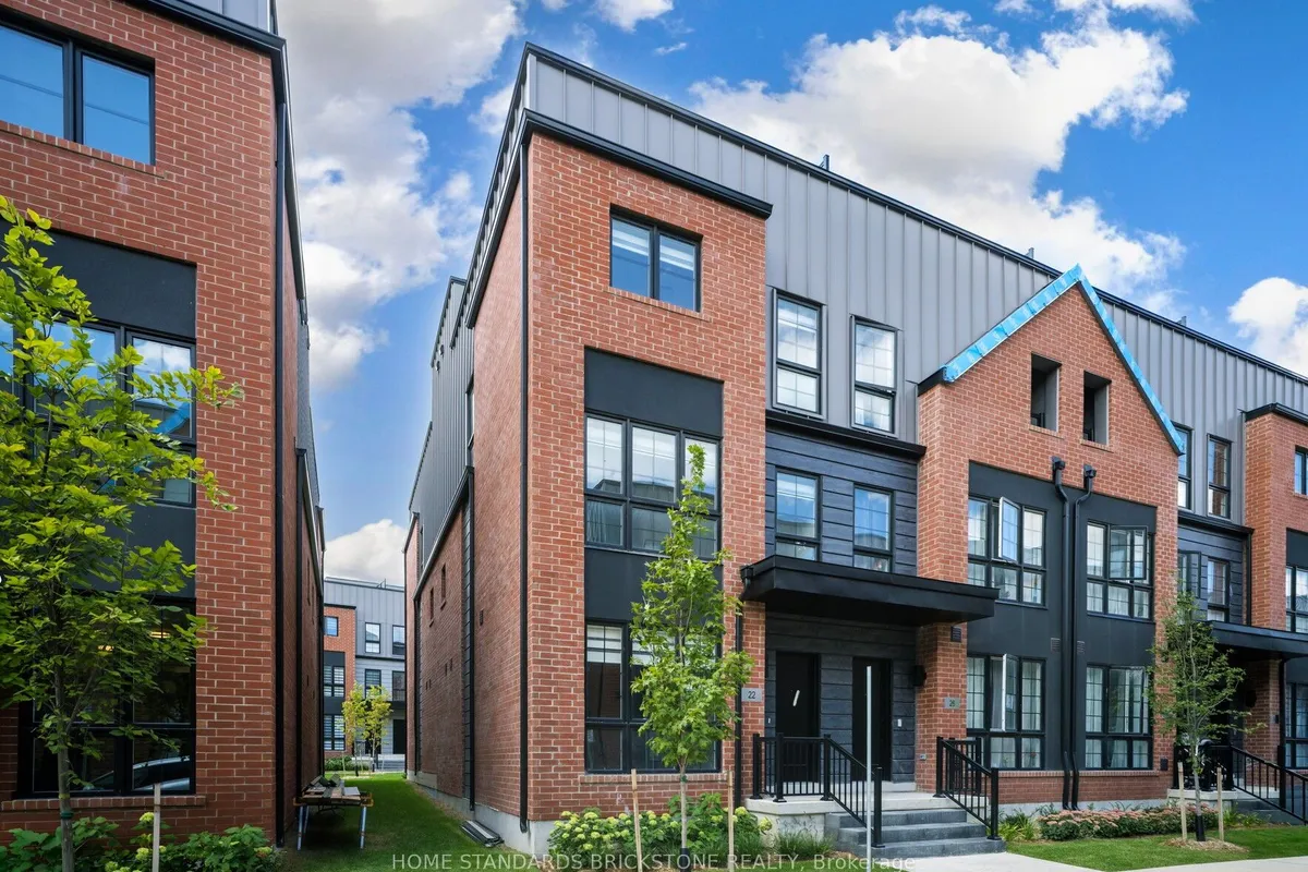 22 Chesley Street, ON L4J 0M1