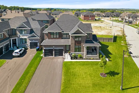 1 Twinleaf Crescent, ON L0G 1W0