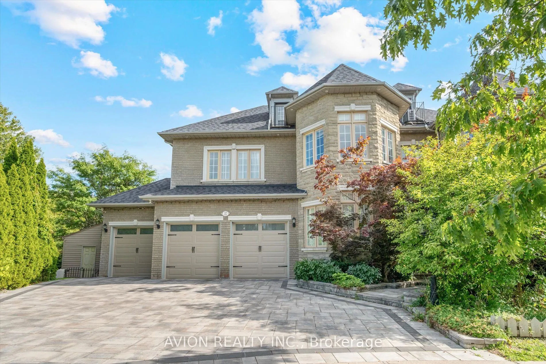 37 Frybrook Crescent, ON L4B 4B9