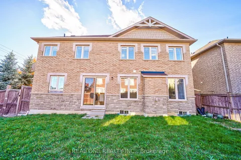 29 Seiffer Crescent, ON L4E 0J1