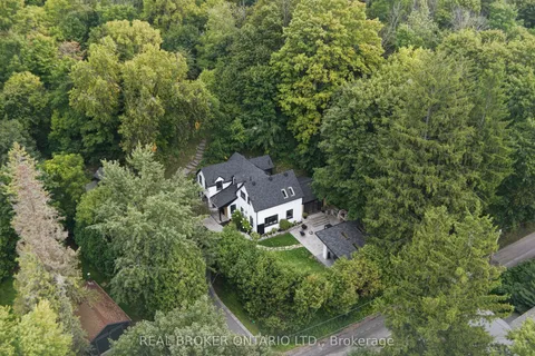 20 Laskay Lane, ON L7B 1K4