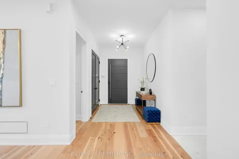 42 Alice Street, ON L0G 1M0