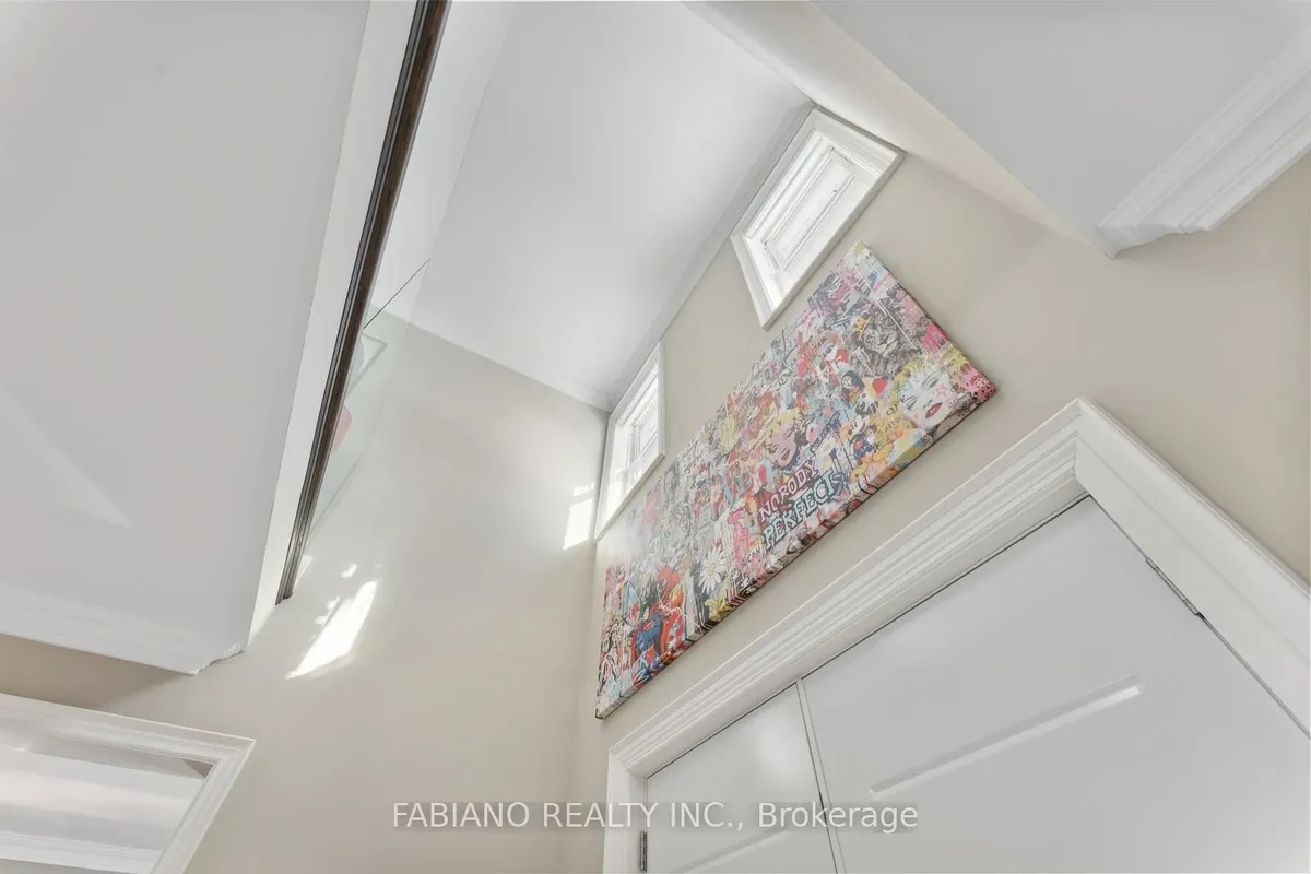 186 Wigwoss Drive, ON L4L 4H2