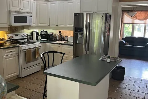 103 Robinson Street, ON L3P 1P2