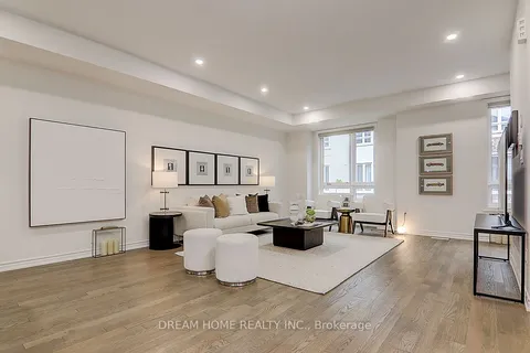 15 Chicago Lane, ON L6E 2B9