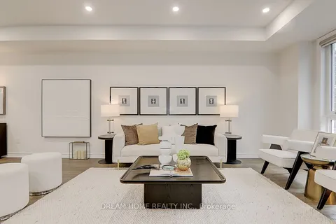 15 Chicago Lane, ON L6E 2B9