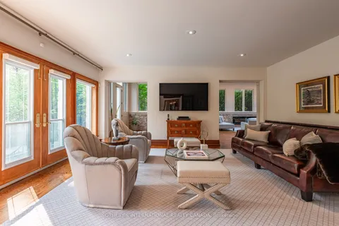 101 Paula Court, ON L0J 1C0