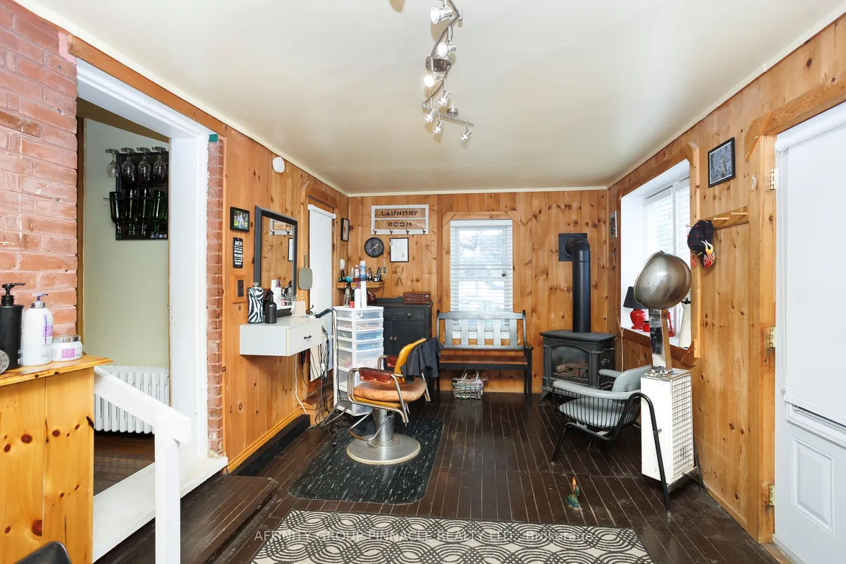 414 Osborne Street, ON L0C 1H0