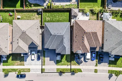 118 Lorne Thomas Place, ON L9R 0V8