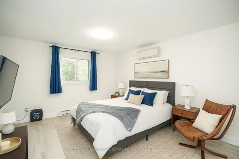 235 Simcoe Avenue, ON L4P 2H9