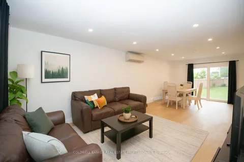 235 Simcoe Avenue, ON L4P 2H9