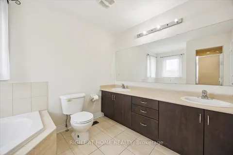 166 Gardiner Drive, ON L3Z 0J5