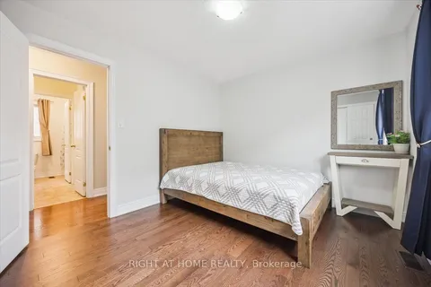 166 Gardiner Drive, ON L3Z 0J5