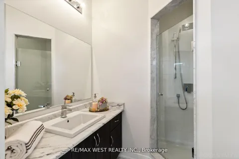 147 Salterton Circle, ON L6A 2Z2